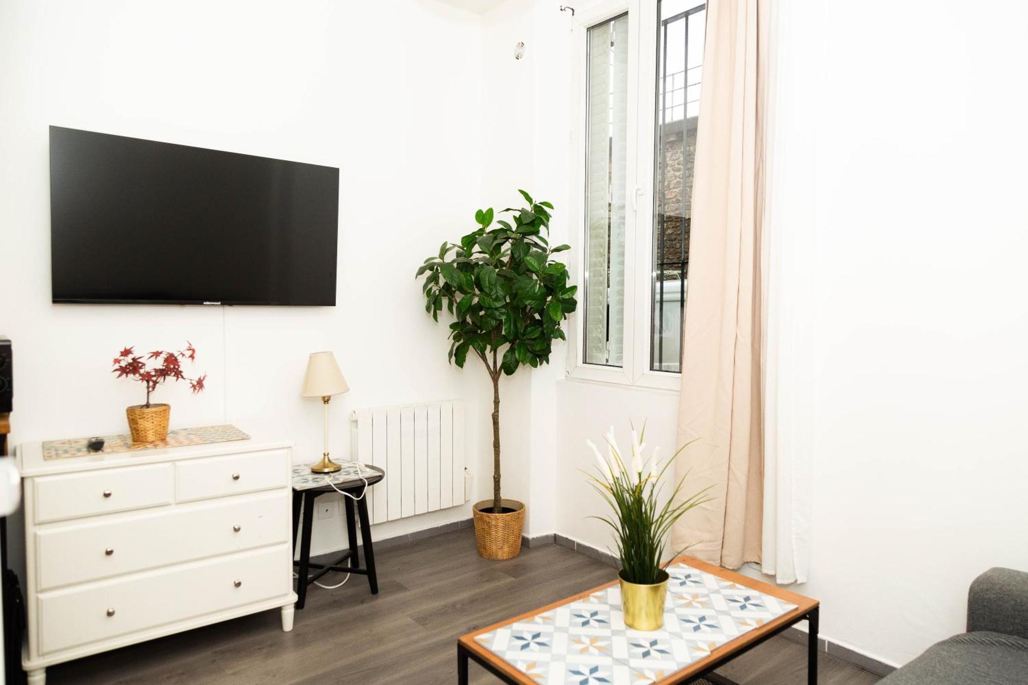 Studio Stade De France 4 Pour 2 Personnes 圣但尼 外观 照片